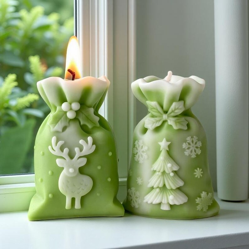 (2 SET) Design 3D Christmas Reindeer Gift Bag Silicone Candle Mould for Festive Decor and Gifts