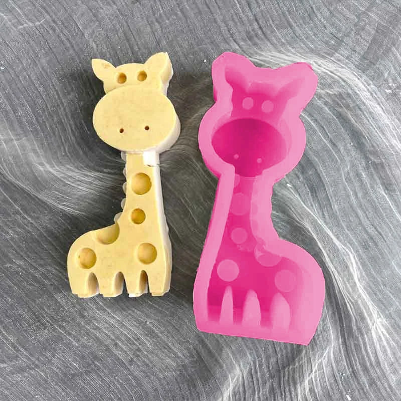 3D Giraffe Silicone Mold for Candle Making, Soap Making Resin Art & DIY Decorative Crafts