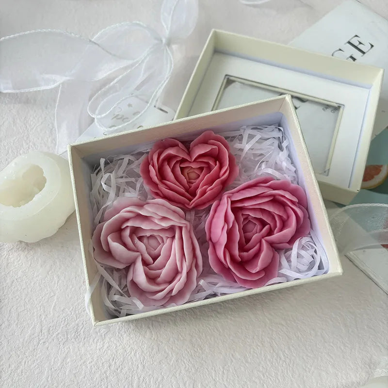 3D Heart-Shaped Rose Petal Silicone Candle Mold Aroma Candles Decorative Crafts & Gifts (Small)