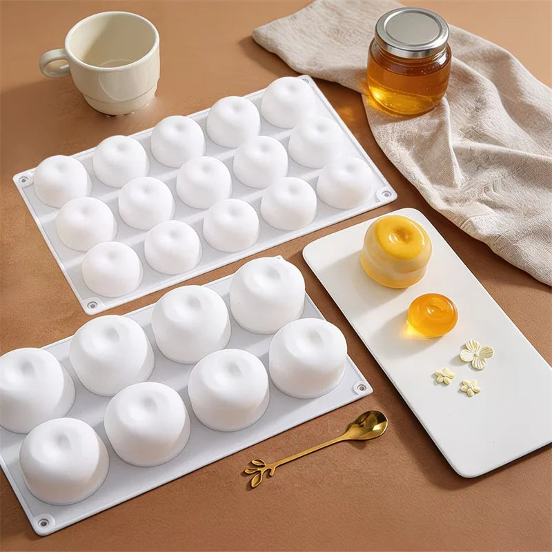 8 Cavity Apple Shape Silicone Mould Pastry Pudding Ice Cream & Frozen Desserts