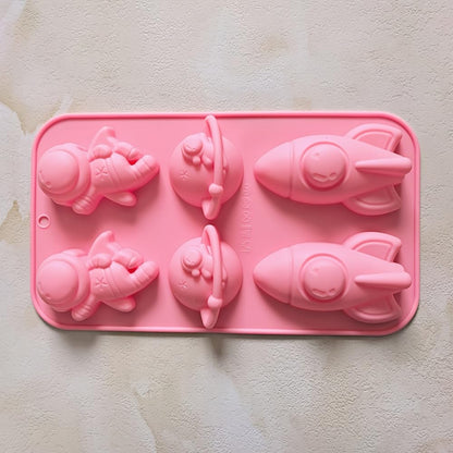 6 Cavity Astronaut Rocket Earth Silicone Mould Chocolate Candy Cupcake Jelly