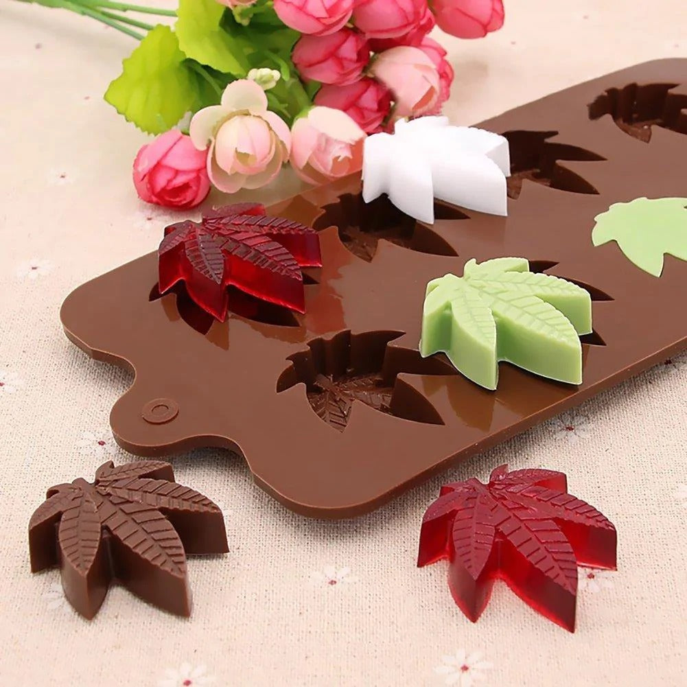 3D 8 Cavity Maple Leaves Chocolate Silicone Mold Cake Decoration - UG LAND INDIA